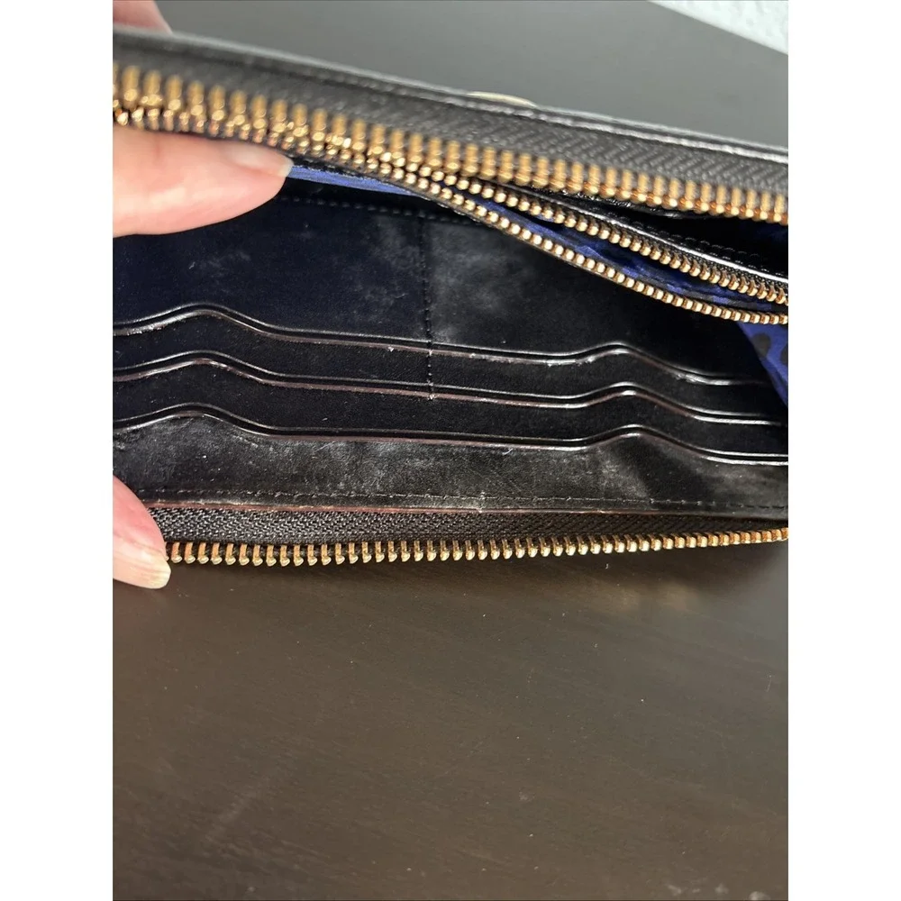 Rebecca‎ Minkoff Zip Around Wallet Black Gold Hardware Credit Card Billfold
